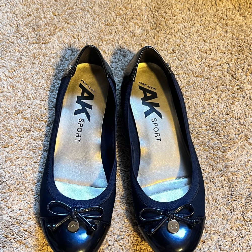 Anne Klein Navy Blue Flats with Bow Accent
